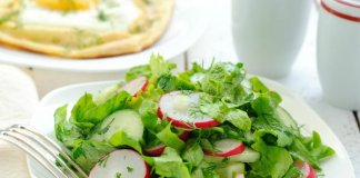 Дієтичний салат з редиски Дієтичний салат з редиски