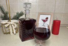 Різдвяна наливка на ягодах – настоянка, яка готується цілий рік