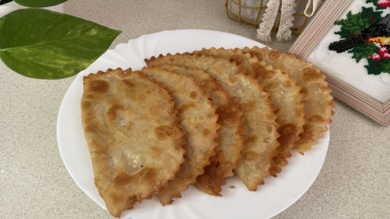 Важливі моменти в приготуванні чебуреків