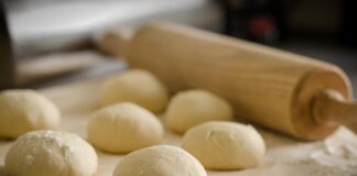 Чому дріжджове тісто не піднімається? Чому дріжджове тісто не піднімається?