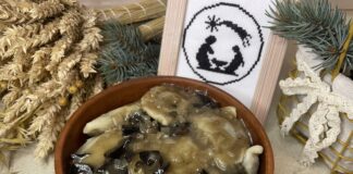 Пісні вареники з грибами на Святвечір Пісні вареники з грибами на Святвечір
