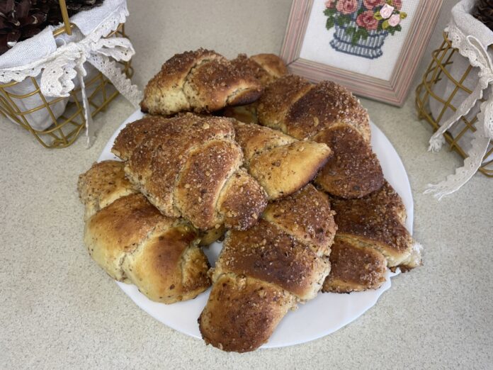 rogaluku z gorihamu Рогалики з горіхами